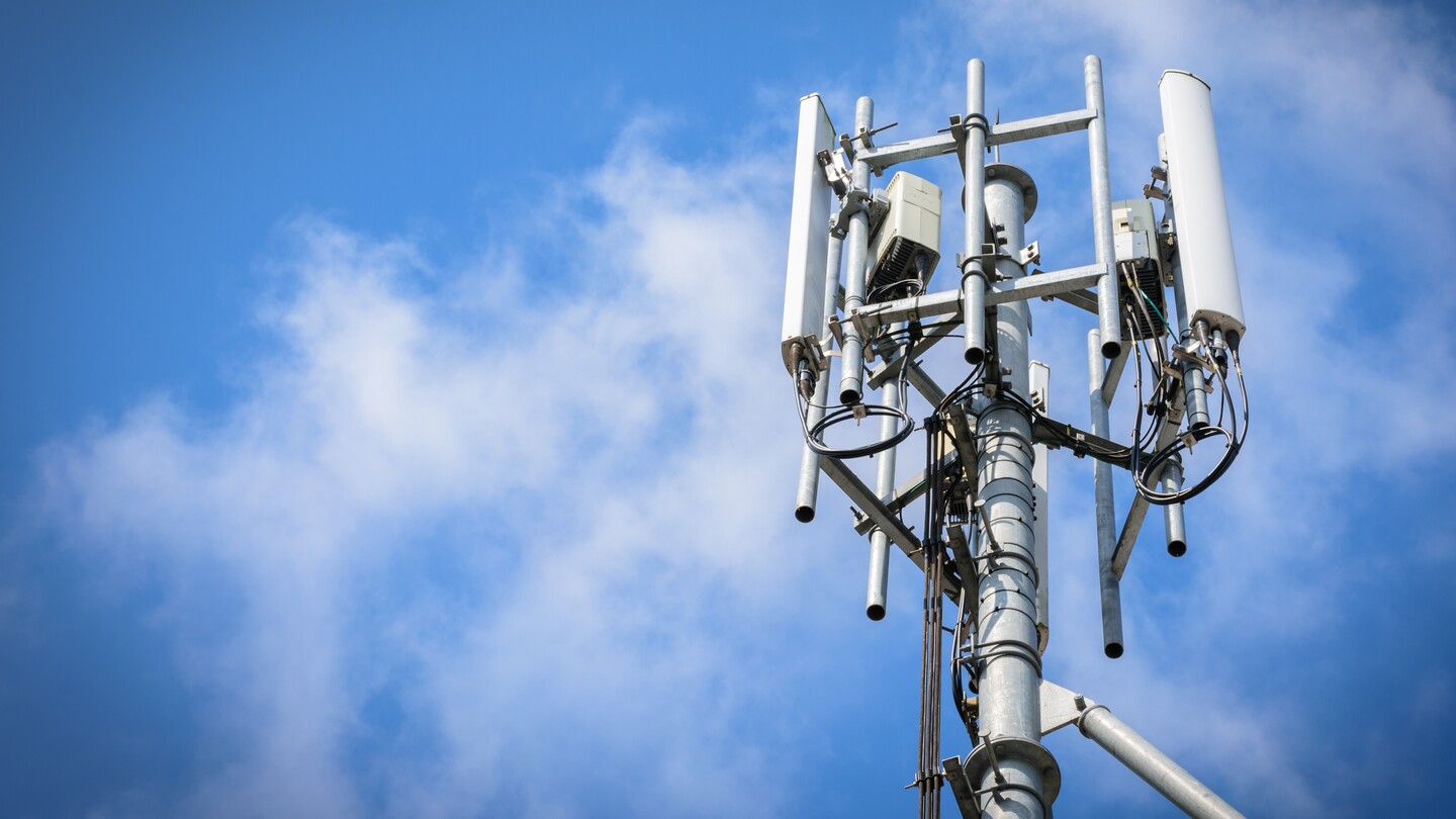 5. TV switch off Shutterstock pic.jpg